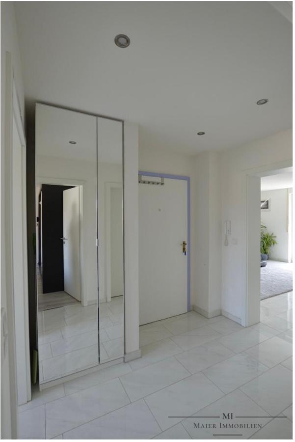 Invitee Apartment